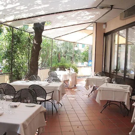 Astor Genoa