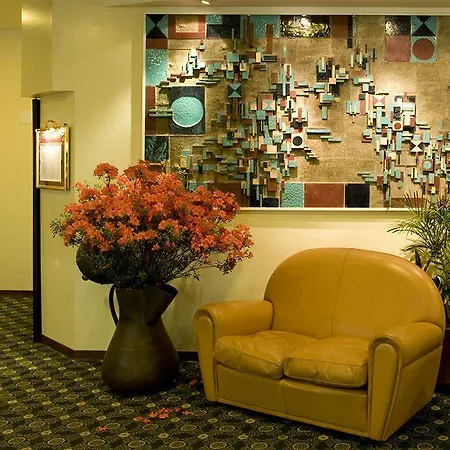 Astor Hotel